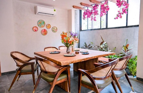 Guwahati Apartment | Suite room in a luxury villa