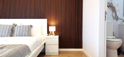 Oliveira do Douro House | Suite Room With Balcony and Douro Views