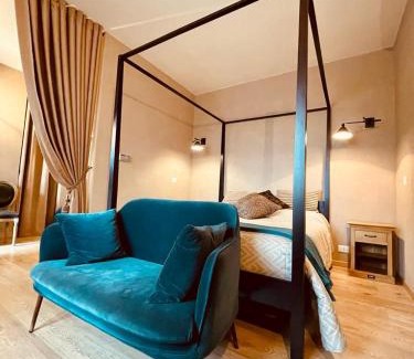 Vergne House | Suite Villa Aurelj