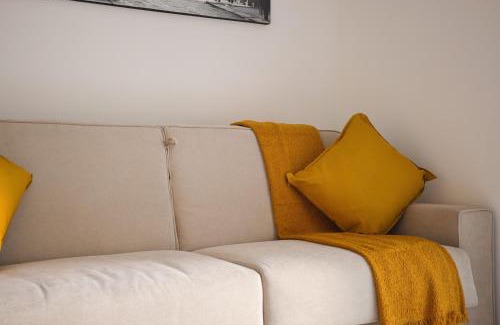 Abbadesse Apartment | Suites in Financial District 4 pax