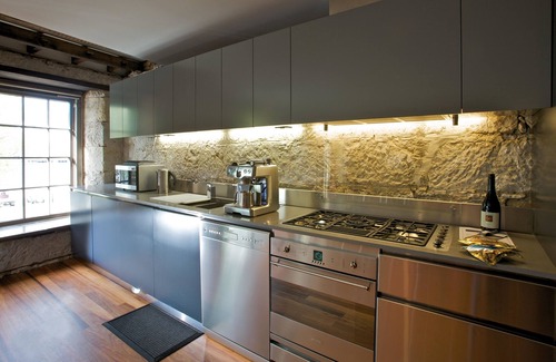 Sullivan's Cove Apartment | Sullivans Cove Apartments