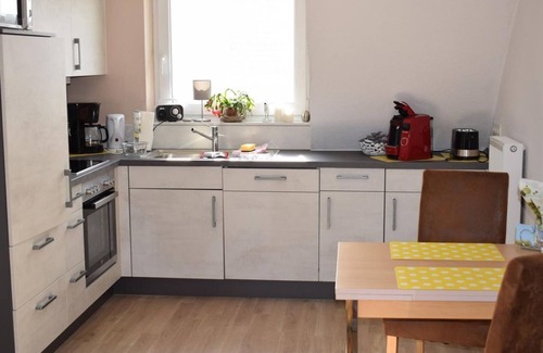 Eutin Apartment | Summer berth - vacation apartment, roof terrace, shower, WC