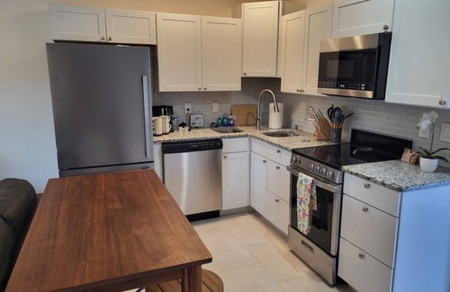 Truth or Consequences House | Summer Bloom Unit 8