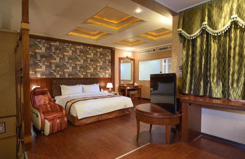 North District Hotel | Summer House Motel