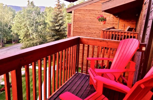 Oak Creek House | Summer Mountain Escape + Short Drive to Steamboat! ππ£πΆ