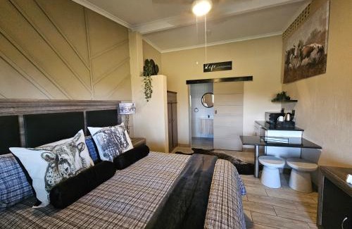 Outer West Durban Hotel | Summerveld Lodge & Country Kitchen