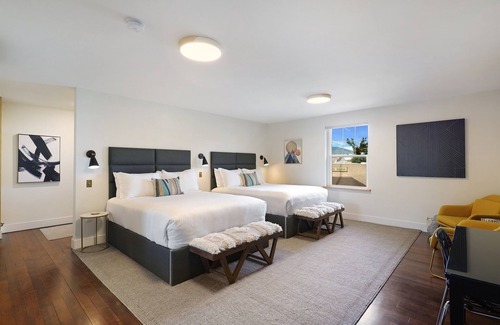 Mount Shasta Hotel | Summit Lofts, Mt Shasta, 2 Queen Beds #209