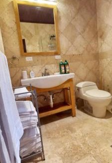 Cerro Azul Villa | Summit View Guest House