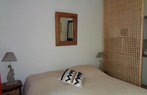 Juan-les-Pins Apartment | sun beach