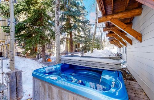 Ketchum House | Sun Bird Getaway at River Run