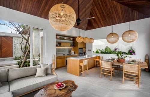 Sei Pinang Villa | Sun Dancer 2 BR Pool Villa Ubud CYN