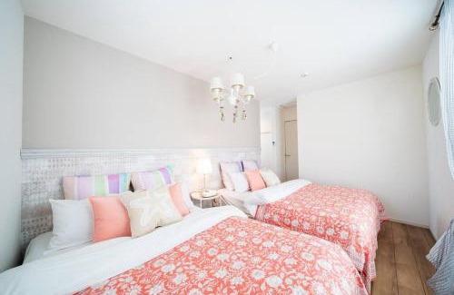 Azama House | Sun flower