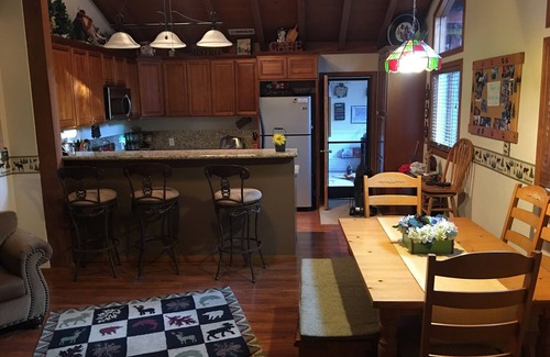 Boulder Bay Cabin | SUN & FUN@Little Lodge/great rates, reviews, big smiles, laughs,family timeš¤©