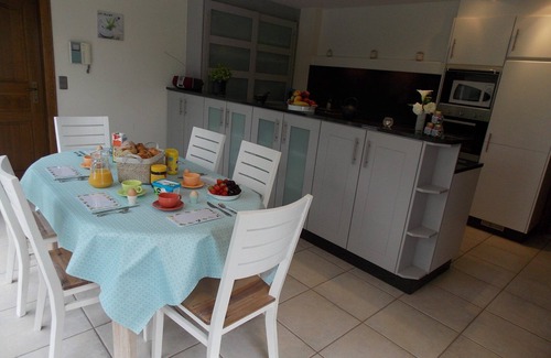 Lampernisse Villa | Sun-kissed Villa in Diksmuide with Garden, Sauna