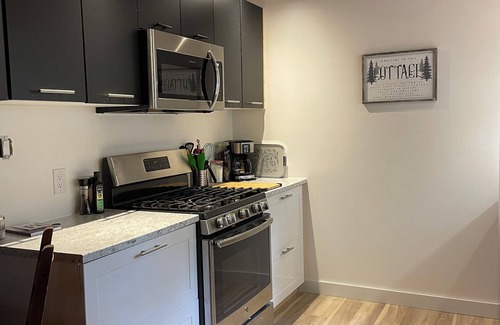 Rideau Lakes Cottage | Sun on the Brow Cottages - Sun Set Cottage