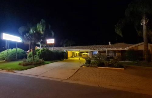Buronga Hotel | Sun River Resort