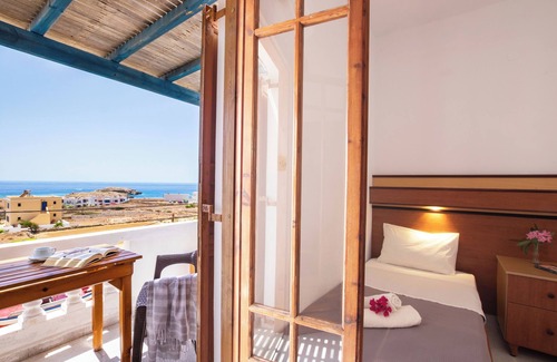 Lefkos Hotel | Sun Week Bay