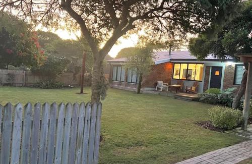 Sedgefield House | sunbird cottage