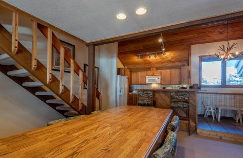 Elkhorn Village House | Sunburst Condo 2749
