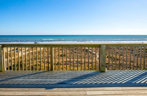 Atlantic Beach House | Suncatcher