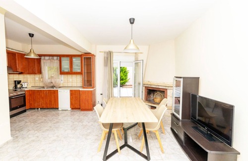 Nea Skioni Apartment | Sunday Mood