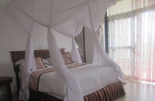 Arusha Hotel | Sundown Carnival Lodge