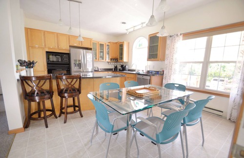 James Creek House | SUNNY ACRES AT RAYSTOWN LAKE - PET FRIENDLY