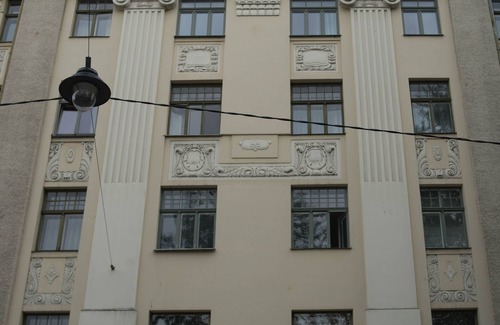 Skanste Apartment | Sunny and spacious flat in Art Nouveau district