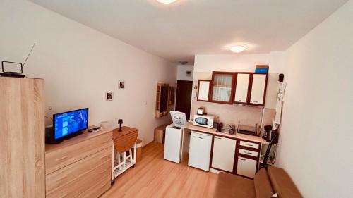 Tankovo Apartment | Sunny Day 6 Studio 11