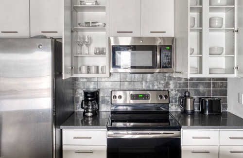 Chestnut Apartment | Sunny East Austin 1BR w/ Pool, Gym & W/D, nr restaurants, by Blueground