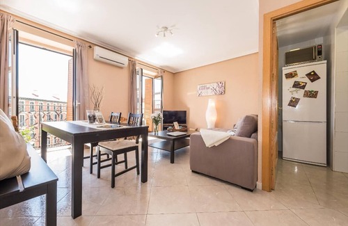 Centro Apartment | Sunny Loft Historic District - Sol