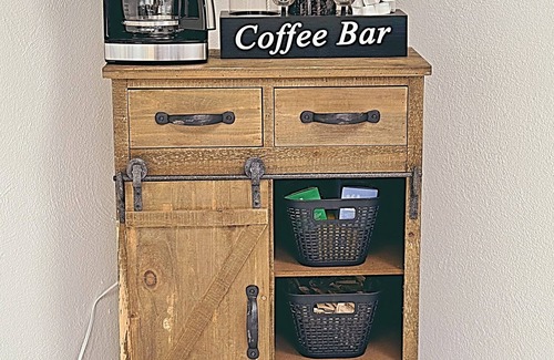 Clairemont House | Sunny Retreat: Single Level 5-Bedroom Home w/ Outdoor Spaces in Central SD