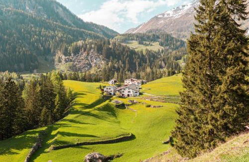 Poschiavo House | Sunny, rustical 5 room cottage in Valposchiavo