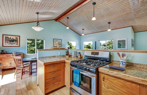 Sea Ranch House | Sunny Serene Sea Ranch Retreat