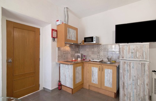 Patroves Apartment | Sunny Studio Albufeira Galé