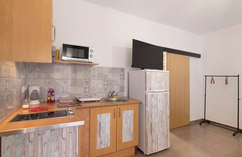 Patroves Apartment | Sunny Studio Albufeira Galé