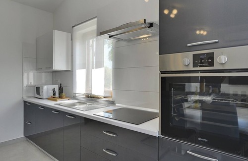 Lindar House | Sunny villa with private pool, sun loungers, outdoor shower