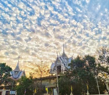 Tha Sung House | SUNRAY Guesthouse สุนันท์บ้านพักริมคลอง