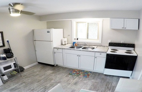 Sunrise Beach Cabin | Sunrise Shores Cabin #3 Lake Front with a POOL! + WOOF