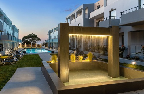 Platanias Town Apartment | Sunrise Village Hotel