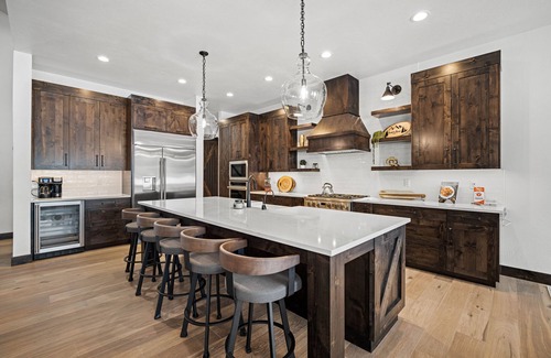 Sunriver House | Sunriver Escape with Hot Tub, Golf Views & Firepit