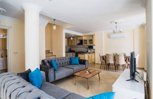 Fethiye City Center Apartment | Sunset Beach Club Fethiye