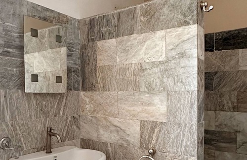 Basdiot Hotel | Sunset Beach Resort