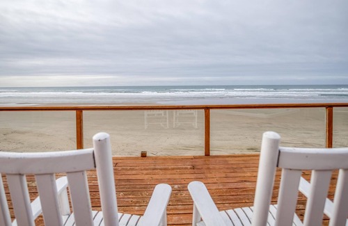 Waldport House | Sunset Edge Of The Continent
