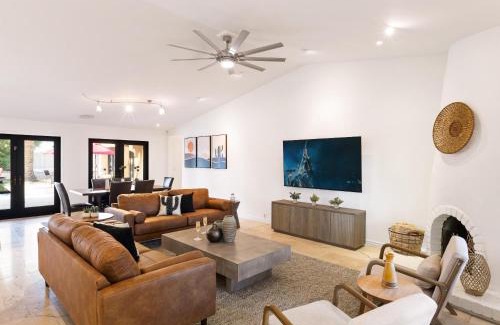 Shea North Estates House | Sunset Palms-Pool, Spa & Sports Court-Scottsdale