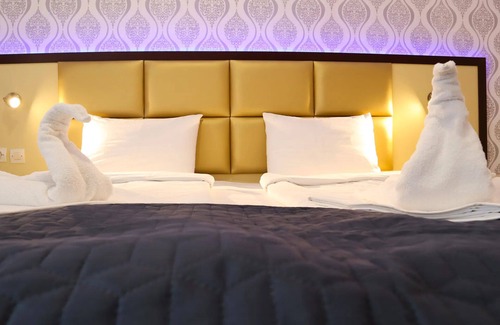 Adelianos Kampos Hotel | Sunset Paradise