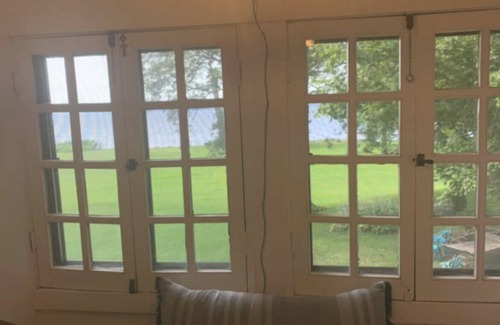 Canastota Cottage | Sunset Paradise- Private lakehouse w/350 ft. waterfront!
