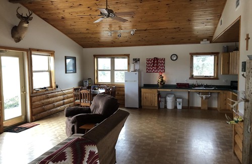 Willard Cabin | Sunset Pines Resort