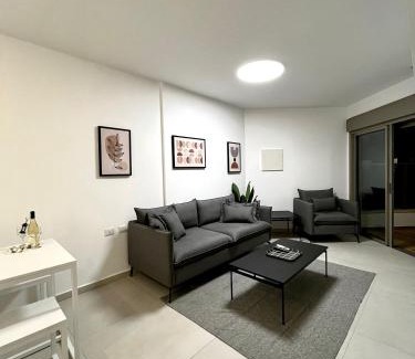 Ashkelon Apartment | Sunset suite - step from the beach