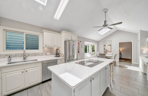 Lula House | Sunset Summit - Amazing Lake Lanier Views & Amenities